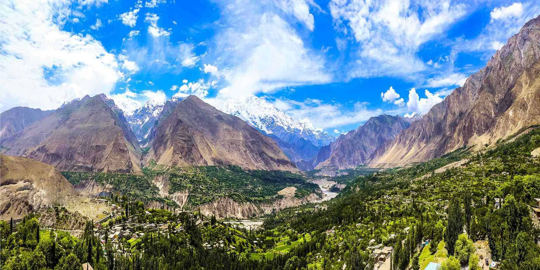 Hunza – A Must-Visit Destination for Adventure Seekers and Nature Lovers